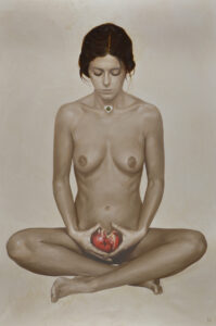 Cuadro de chica desnuda sosteniendo una fruta granada con las manos